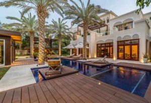 Luxury Mansion in Dubai
