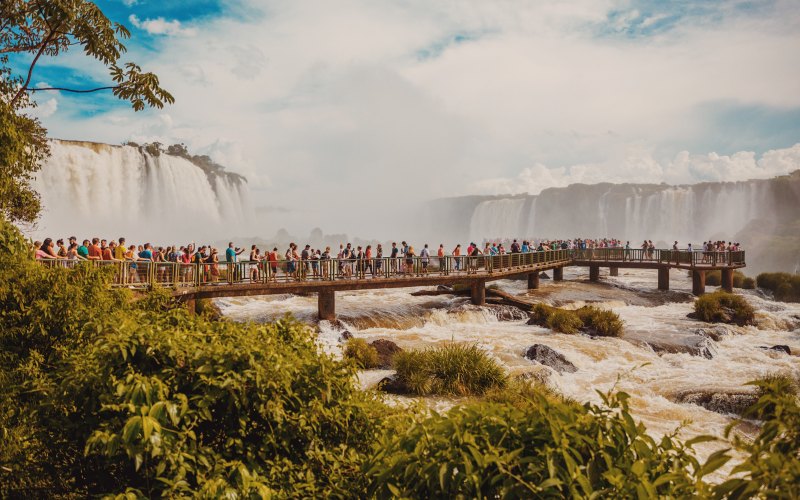 Travel Guide: Iguaçu Falls and Foz do Iguaçu in Brazil