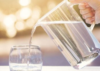 2 Important Reasons Why Need To Be Drinking More Fluids Every Day.