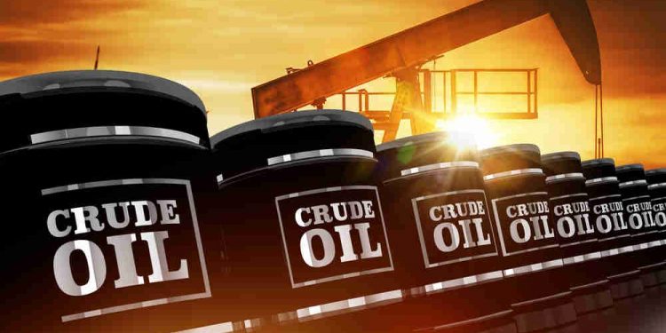 Crude,Oil,Trading,Concept,With,Black,Crude,Oil,Barrels,And
