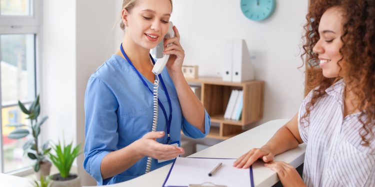 Medical office assistant requirements