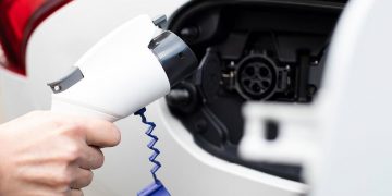 How to find DC fast chargers