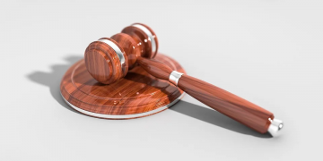 4 Ways to Improve The Efficiency of Your Law Practice