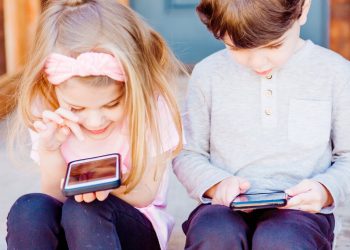 5 Things Your Child Can Do with a Smartphone for Good